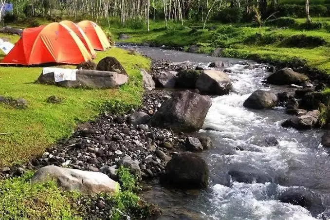 Tente de luxe Wong Deso Camping Seminyak Indonésie